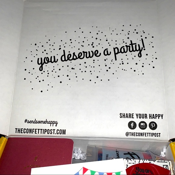 The Confetti Post Holiday Box - Brand New - Picture 10 of 11